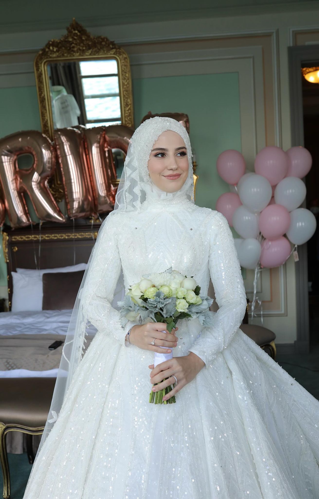Büşra Gelinlik
