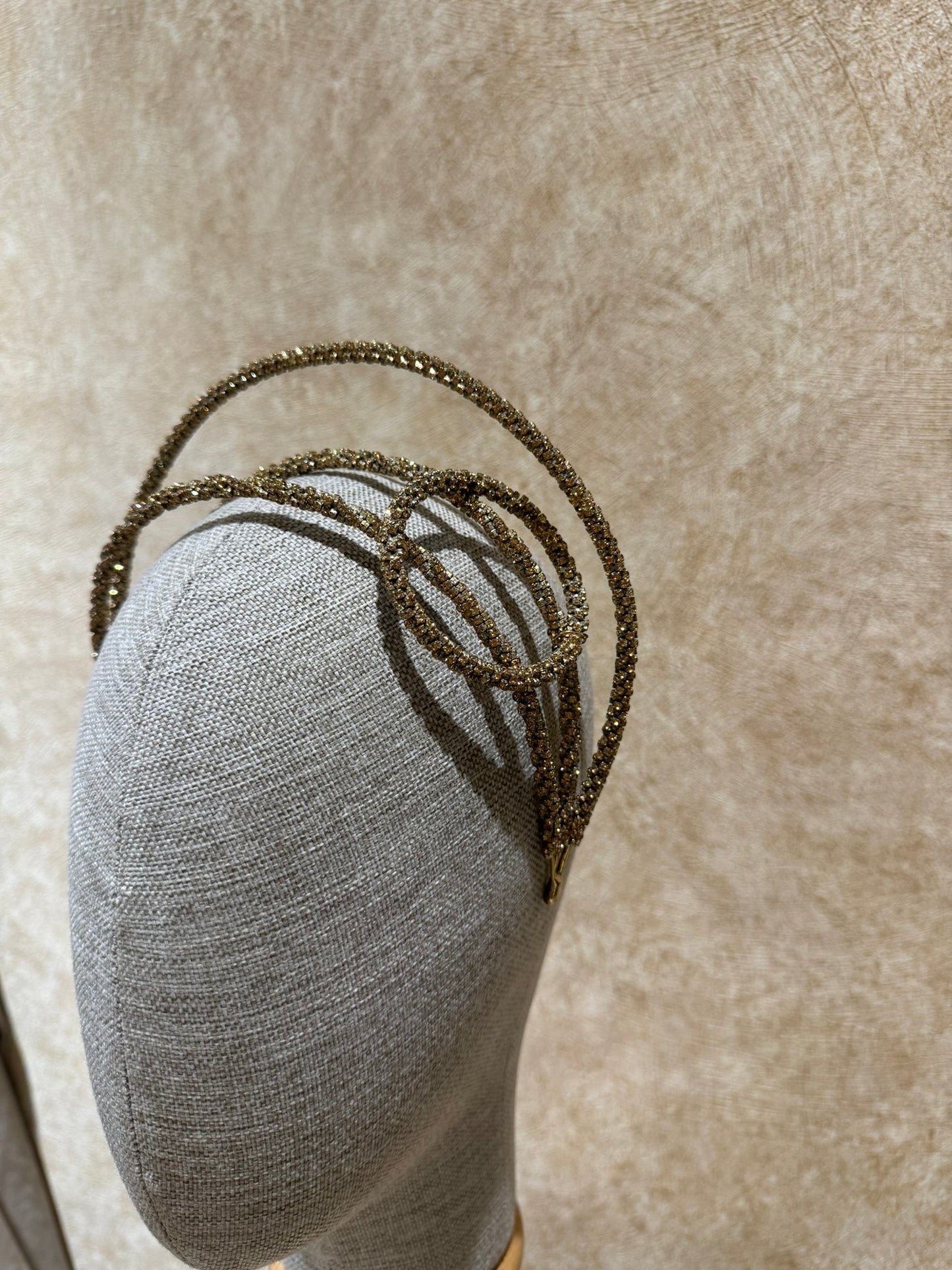 Triblet Gold Taç